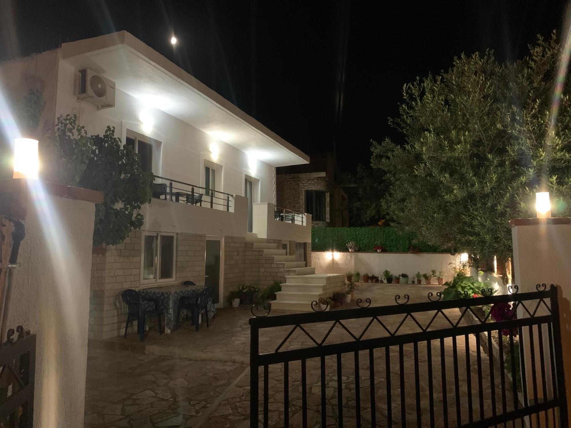 Vila Feimi Ksamil Luaran gambar