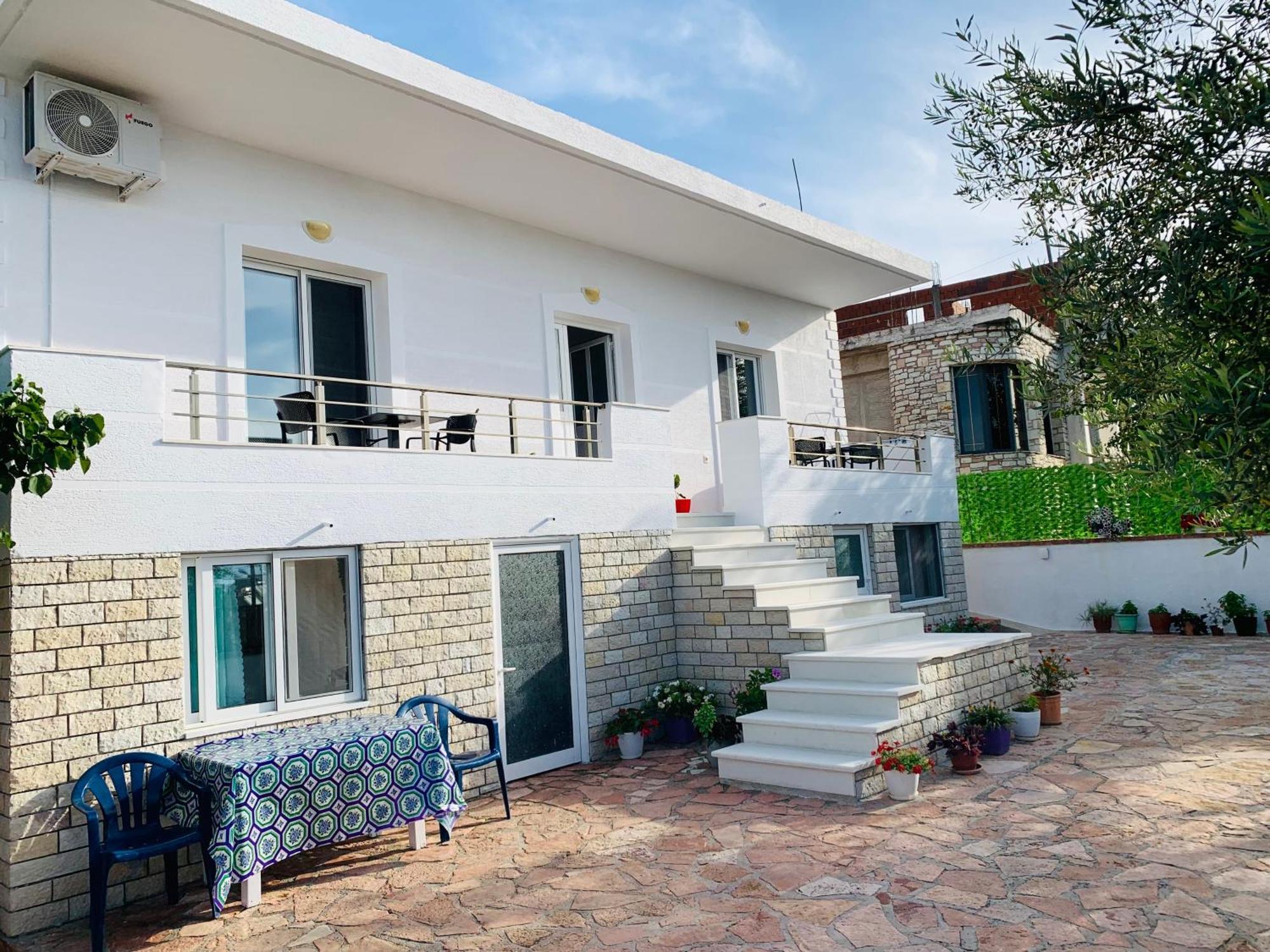Vila Feimi Ksamil Luaran gambar