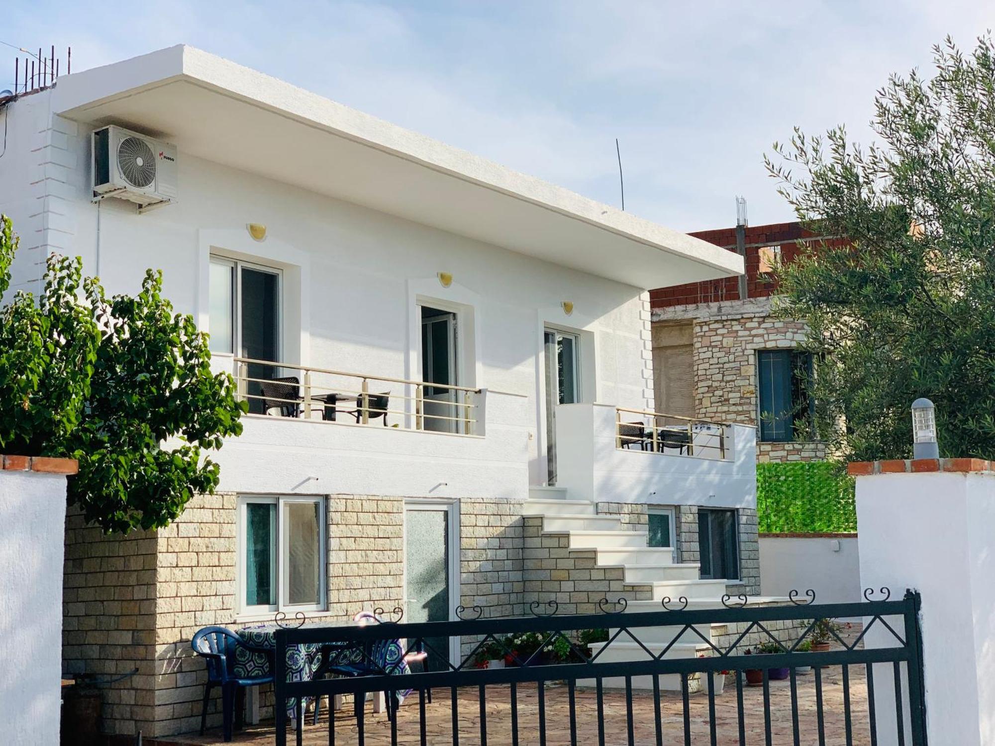 Vila Feimi Ksamil Luaran gambar